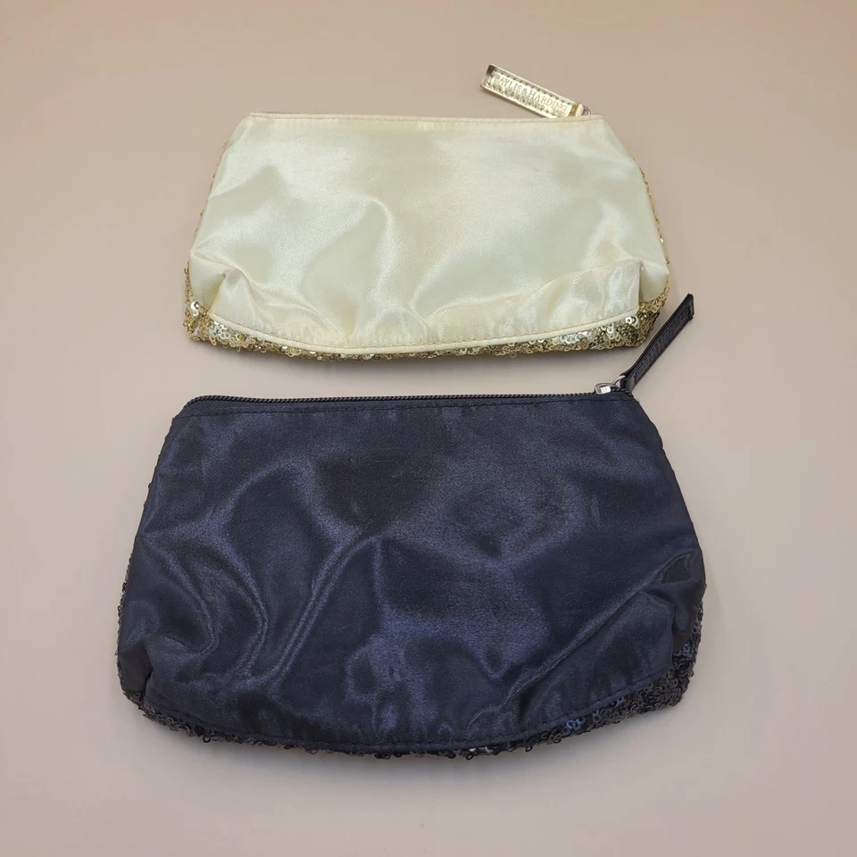 Lote de 2 bolsas de cosméticos Baylis & Harding doradas y negras con cremallera con lentejuelas  Foto 2 de 2