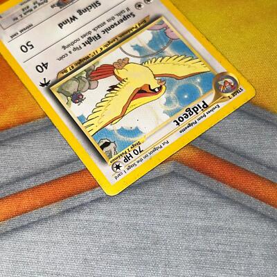 Pidgeot ~ 2/18 ~ Non-Holo ~ SOUTHERN ISLANDS ~ MODERATE PLAY