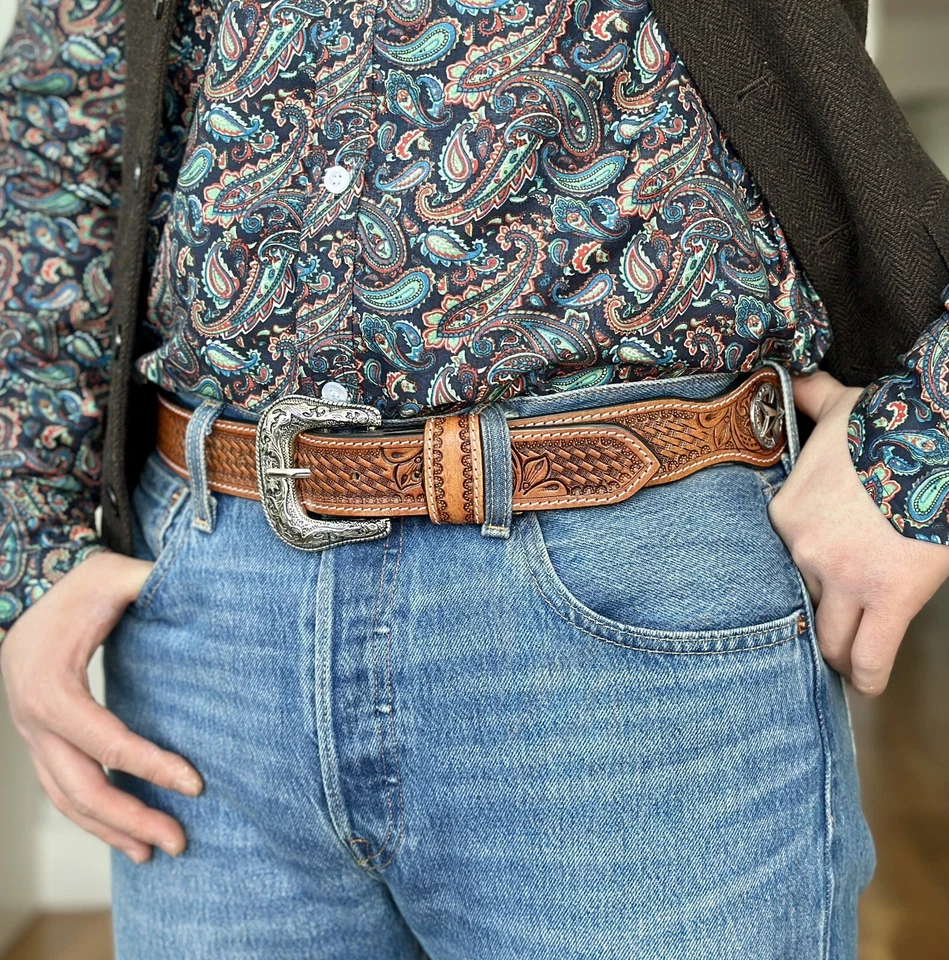 手工工具皮革西部皮带 1.5 英寸 | Texas Star 海螺 | 可拆卸扣 | — 第 2/4 张图片