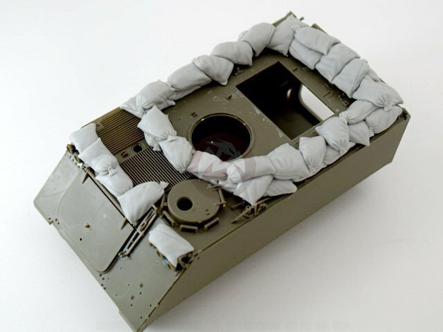 Panzer Art 1/35 Sandbag Additional Armor for M113 US APC (Vietnam