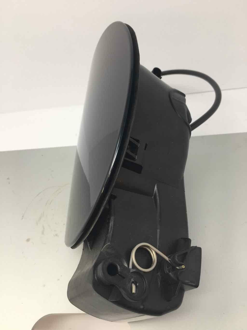 2018 Maserati Ghibli SQ4 Rear Fuel Tank Door Flap OEM Gas Door Black Assembly