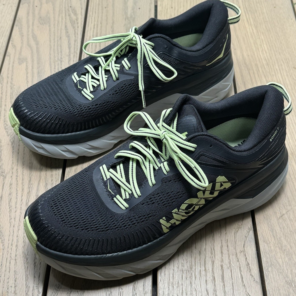 HOKA ONE ONE Bondi 7 Mens Shoes Size 9.5, Blue Graphite Butterfly