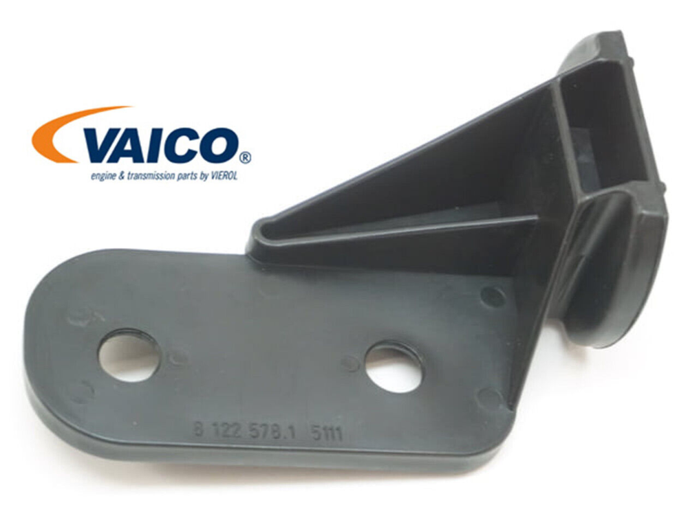 BMW Front Passenger Bumper Support Insert Cover Replacement