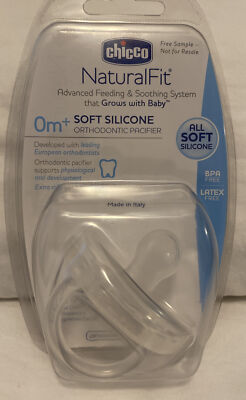 Chicco Natural Fit - Soft Silicone Orthodontic Pacifier (Clear) 0m+ New
