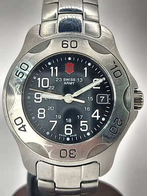 Victorinox Men's Swiss Army Officers Watch 24685 Silver Bracelet&
