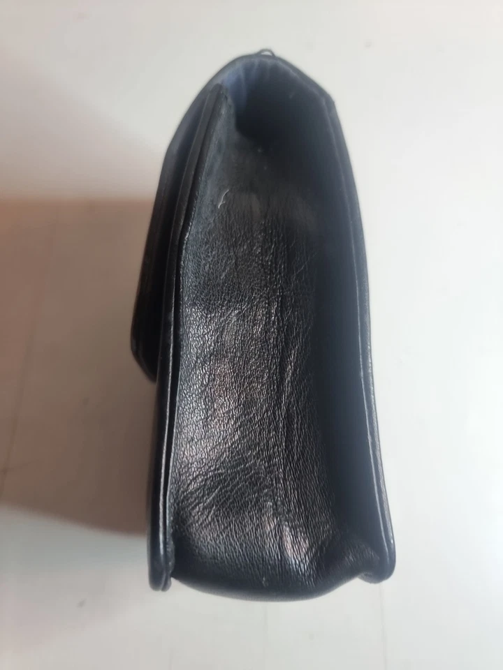 Antler - Black Leather Compact Digital Camera Case With Belt Loop - Image 4 of 4