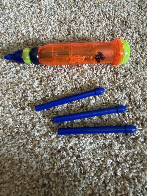 Multi Writer Squiggle wiggle Writer With 4 Pen Heads