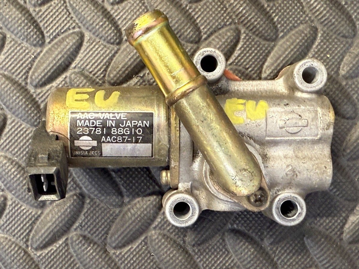 90-95 Nissan Pathfinder D21 Truck Idle Air Regulator Valve IAC 3.0