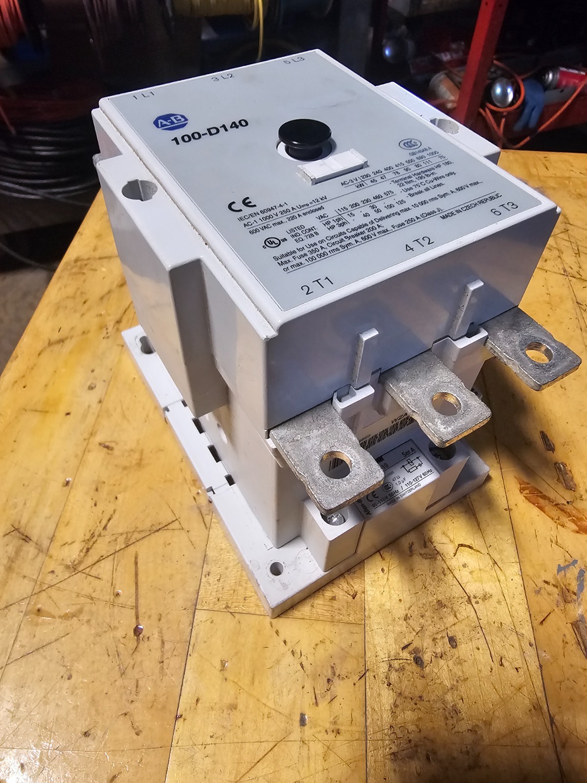 AB 100 D140  480 VAC 3 Phase 140 , 120 Volt Coil Amp Starter, Contactor