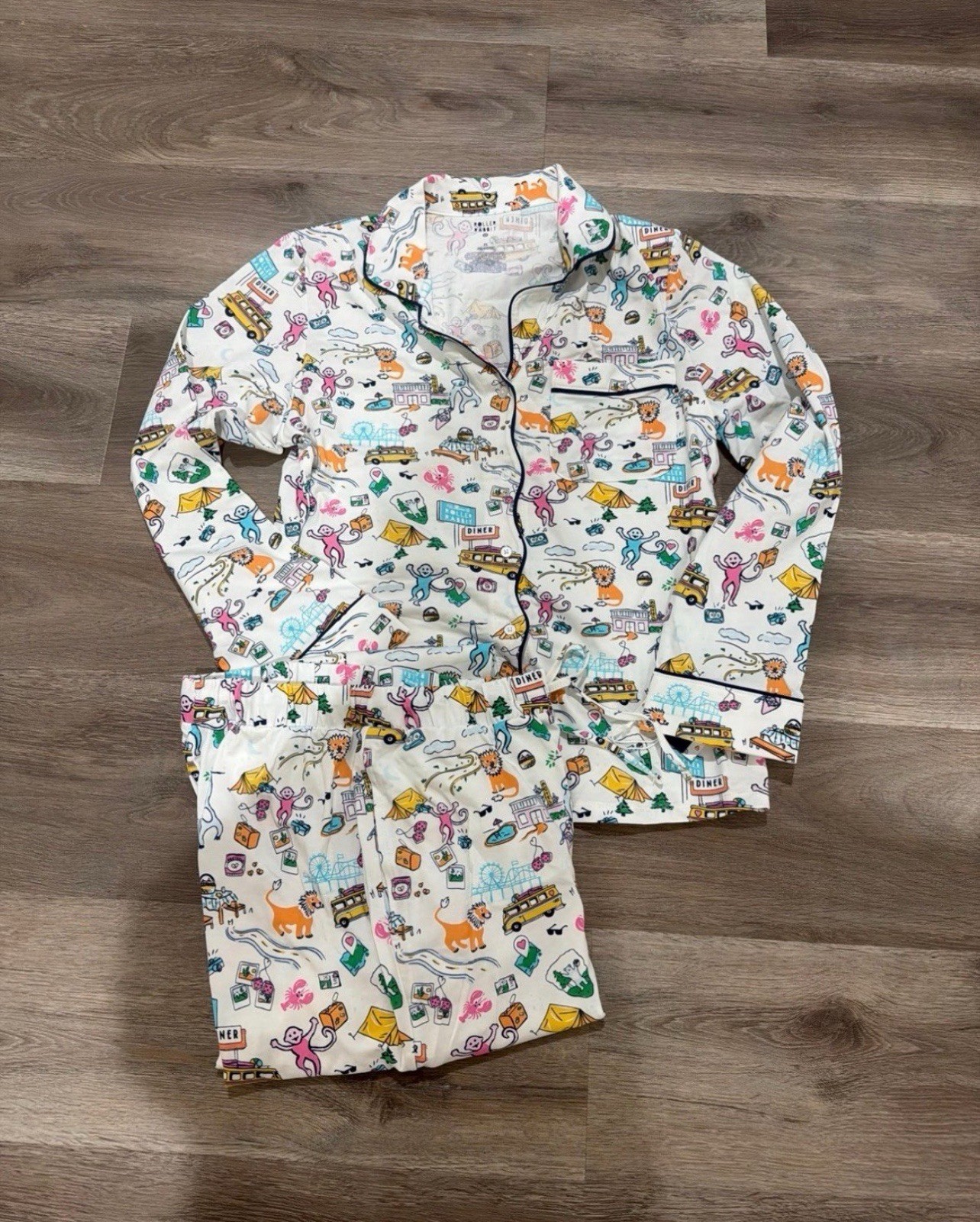 Roller Rabbit x Target Road Trip / Camping Print Pajama Set Size Large 🩷🩵