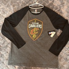 Brand New Men's Majestic NBA Cleveland Cavaliers Coolbase L/S Large Pullover