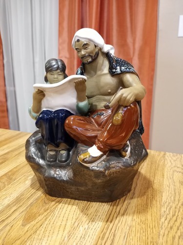 VINTAGE CHINESE MUDMAN CHILD READING TO MAN FIGURINE STATUE - Picture 9 of 11