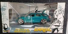 Revell 1:25 Dodge Magnum   blue very rare. 8" in length