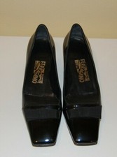 Salvatore Ferragamo Black Patent Pumps, Vintage, EUC, ITALY, 7M