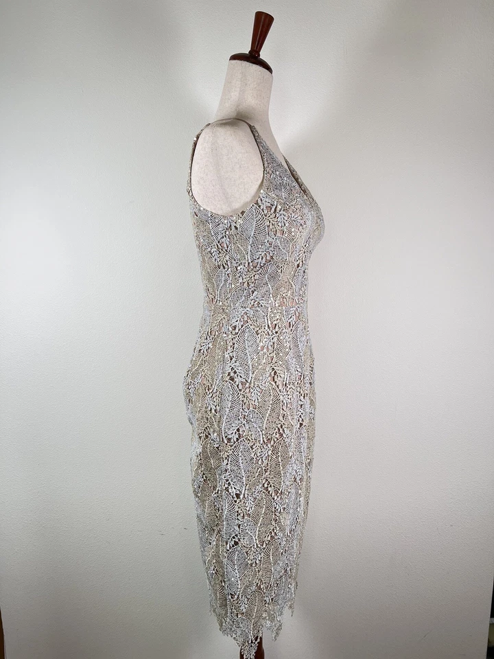 Mini vestido Dress the Population S lantejoulas bordado folha alça de espaguete mini - Imagem 4 de 4