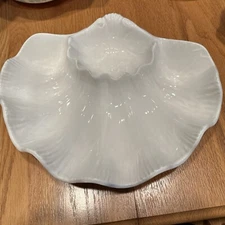 Clamshell Serving Dish Micro Oven Proof 11” X 12” Clamshell~Japan