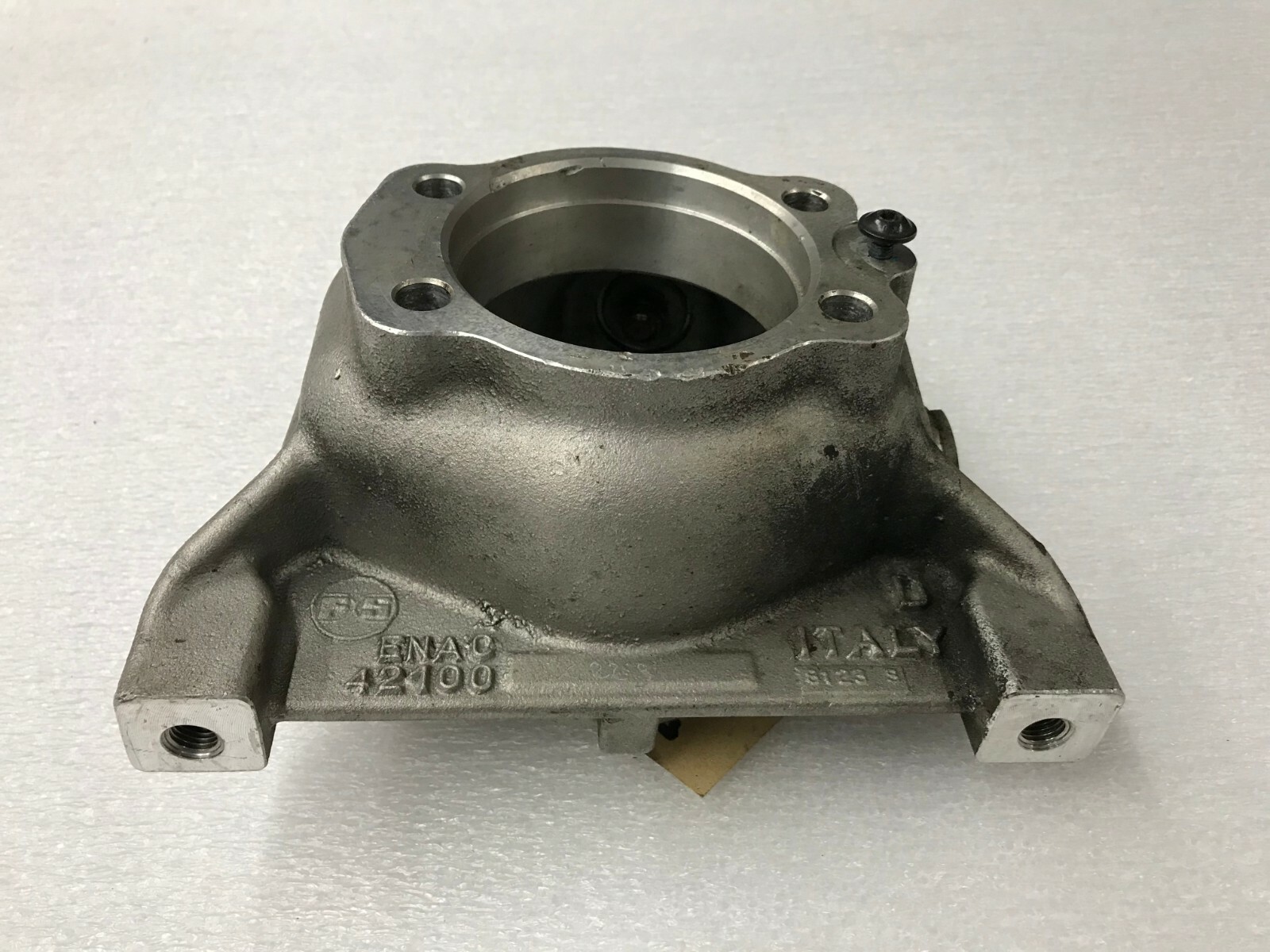 LAMBORGHINI MURCIELAGO LP640 FRONT RIGHT CARBON CERAMIC WHEEL HUB OEM 410407258A