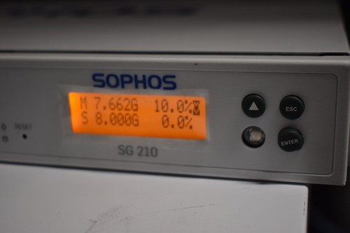 Sophos 10 port Gigabit Rackmount OPNsense Firewall Intel i3-4330 8GB RAM AES-NI - Afbeelding 3 van 21