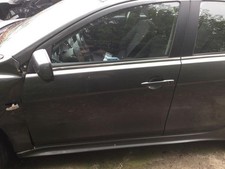 Porte avant et accessoires Mitsubishi LANCER