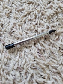 Nintendo 3DS Console (Pink Edition) W/Stylus, Charger and 2GB SD Card - TESTED