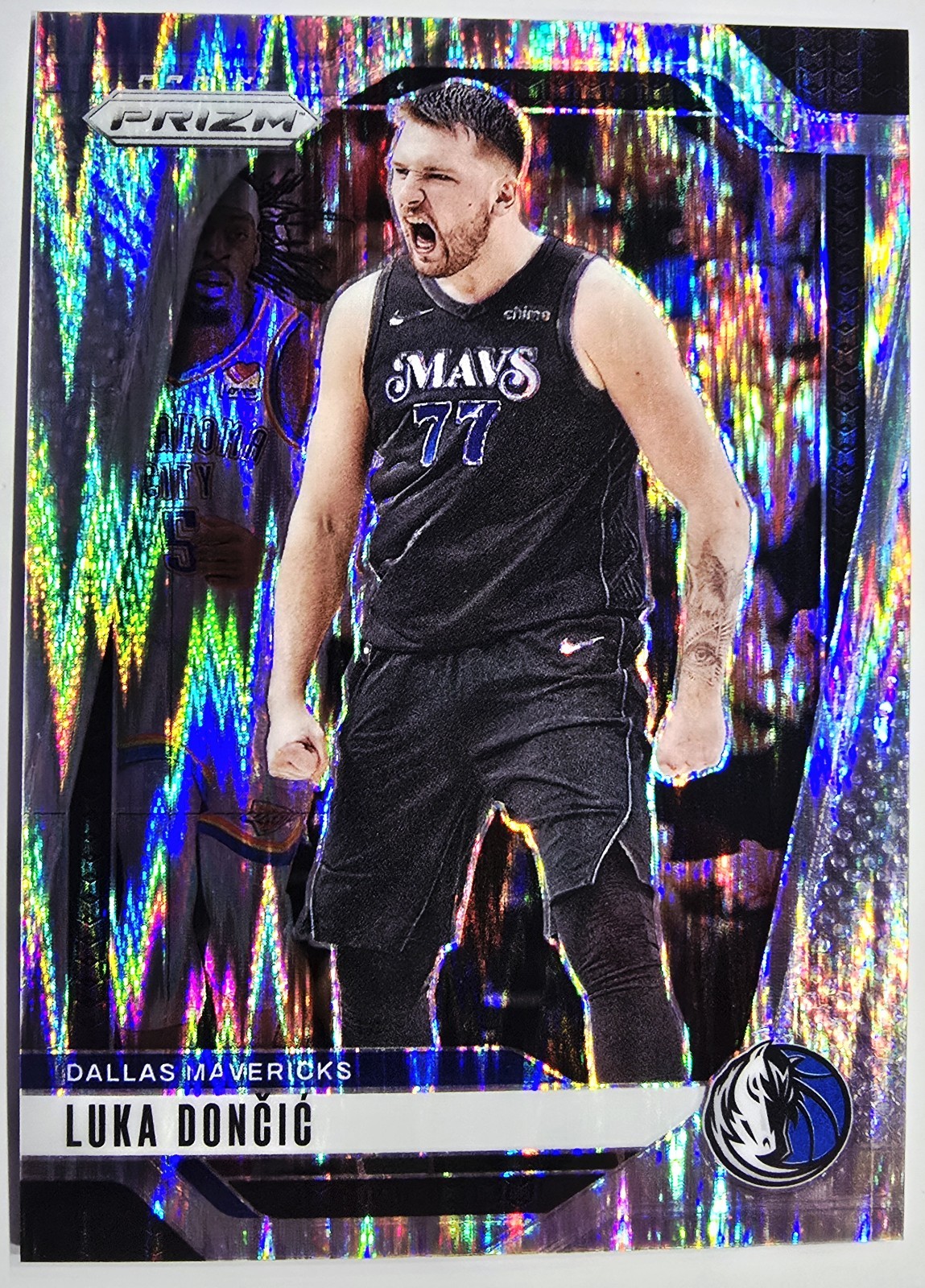2024-25 Panini Prizm Skewed Prizm /249 Luka Doncic #89 Mavericks ⚪️✨️