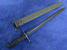 ORIGINAL US WW1 REISSUED M1905 BAYONET MADE BY SA IN 1917 AND WW2 SCABBARD