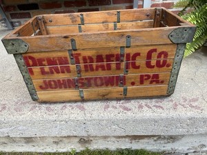 1930’S PENN TRAFFIC CO. JOHNSTOWN PA. STEEL BANDED WOODEN CRATE