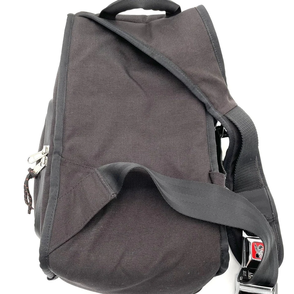 Сумка слинг для фотоаппарата Chrome Industries Niko черная - Изображение 2 из 4