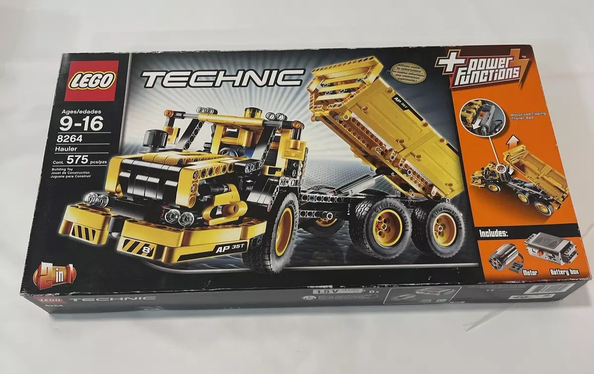 NEW 2 in 1 LEGO Set 8264 Technic Hauler 575 pieces w Power