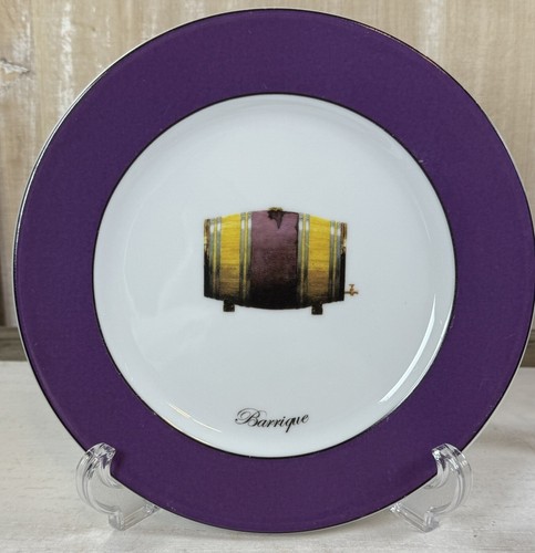 Kiss That Frog HTF 8” Plate (set of 4) Hotte Barrique Couteau RARE READ - Picture 7 of 18