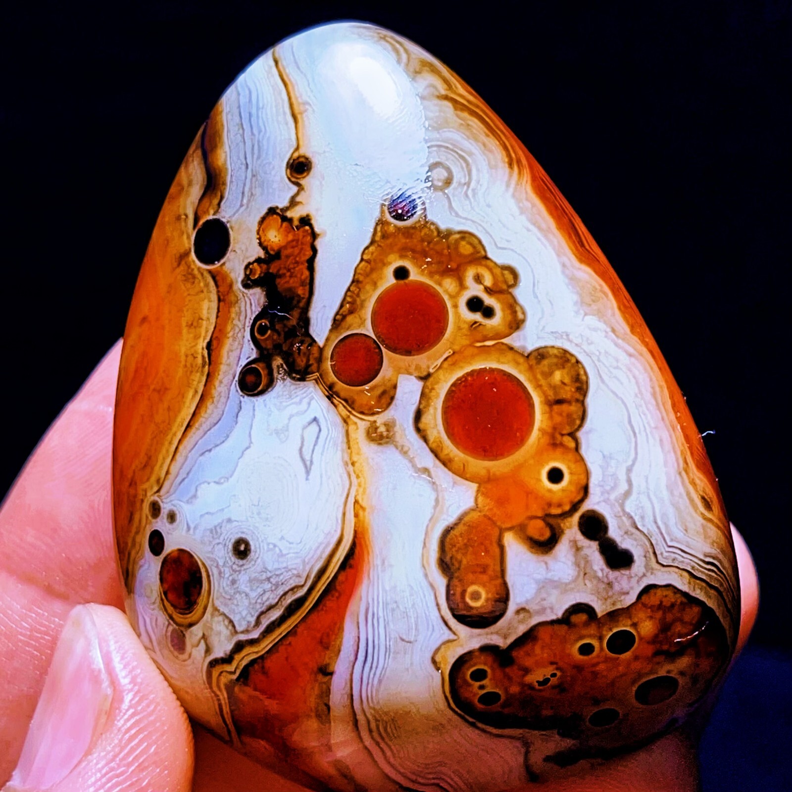 TOP 88G Natural Polished Silk Banded Agate Lace Agate Crystal Madagascar  L1592