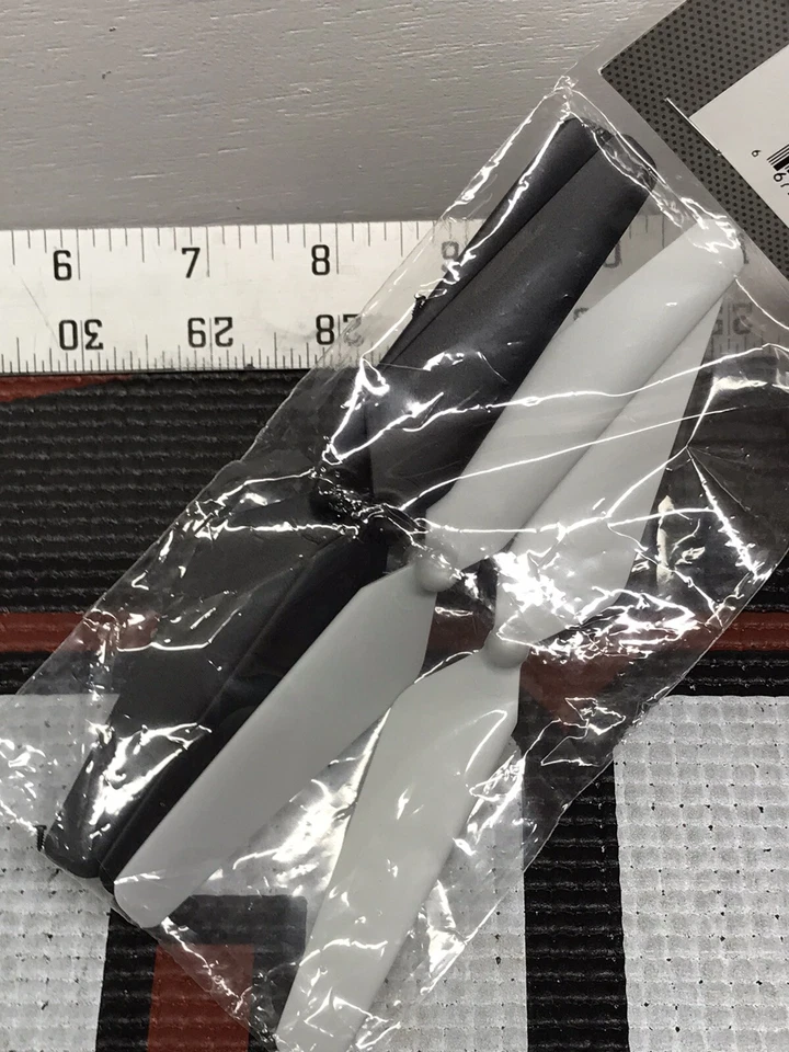 Heli-Max HMXE: PROP SET 230SI QUADCOPTER NewInPack USA Shipped - Image 2 of 4