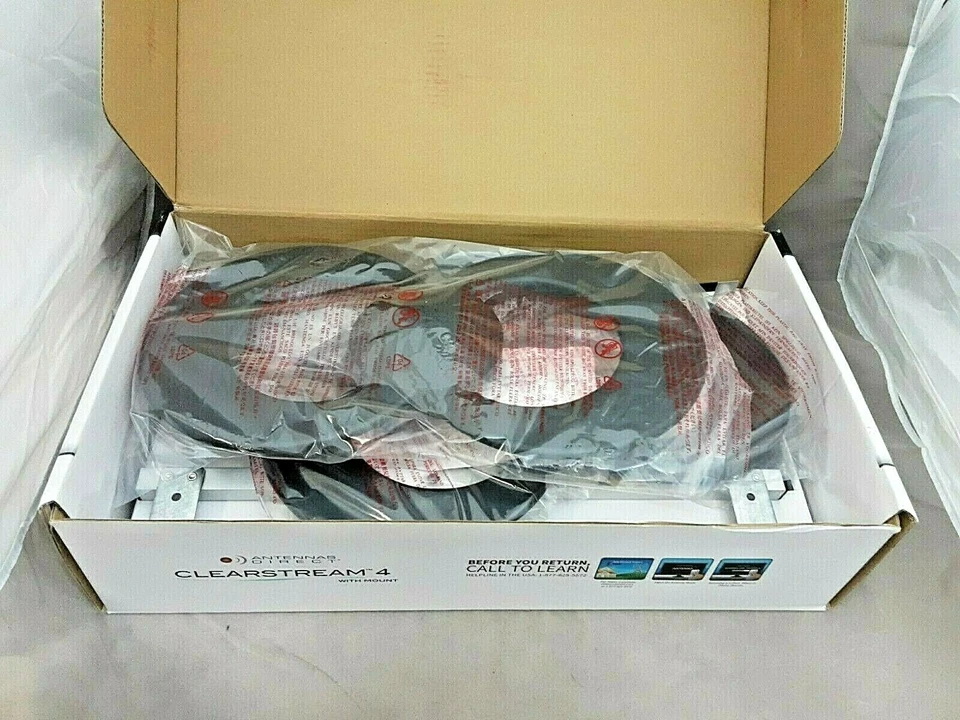 NUEVAS Antenas Directas C4-CJM ClearStream 4 UHF Antena Interior/Exterior con Montaje Nuevo 70+ Foto 3 de 4