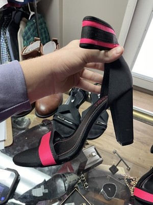 Ladies Bouge Helium Black/Hot Pink Heels - Size 8.5