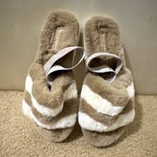 Koolaburra by UGG Women s Faux Fur Slide Slippers Gray/White Striped US 7