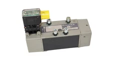Aventics 0820024325 , 0820 024 325 10 Bar Pneumatic Solenoid Valve (New)