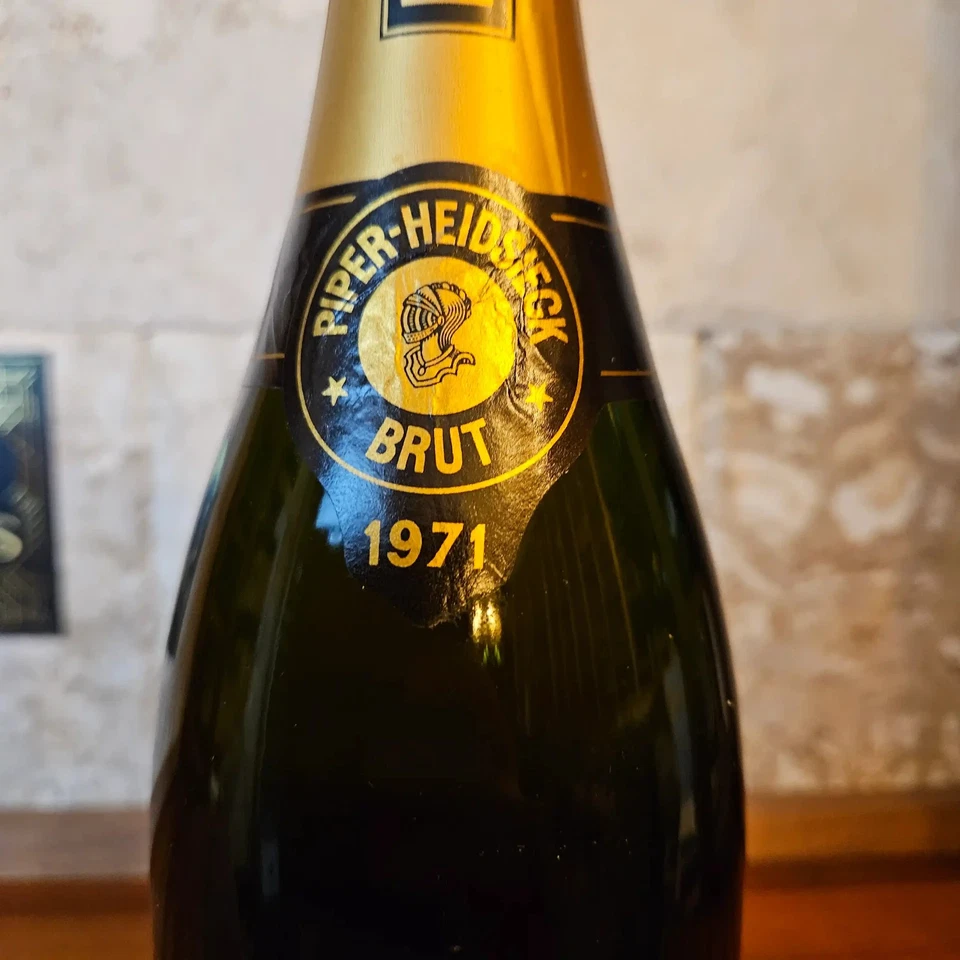 1971 Piper-Heidsieck Brut复古香槟 — 第 2/4 张图片