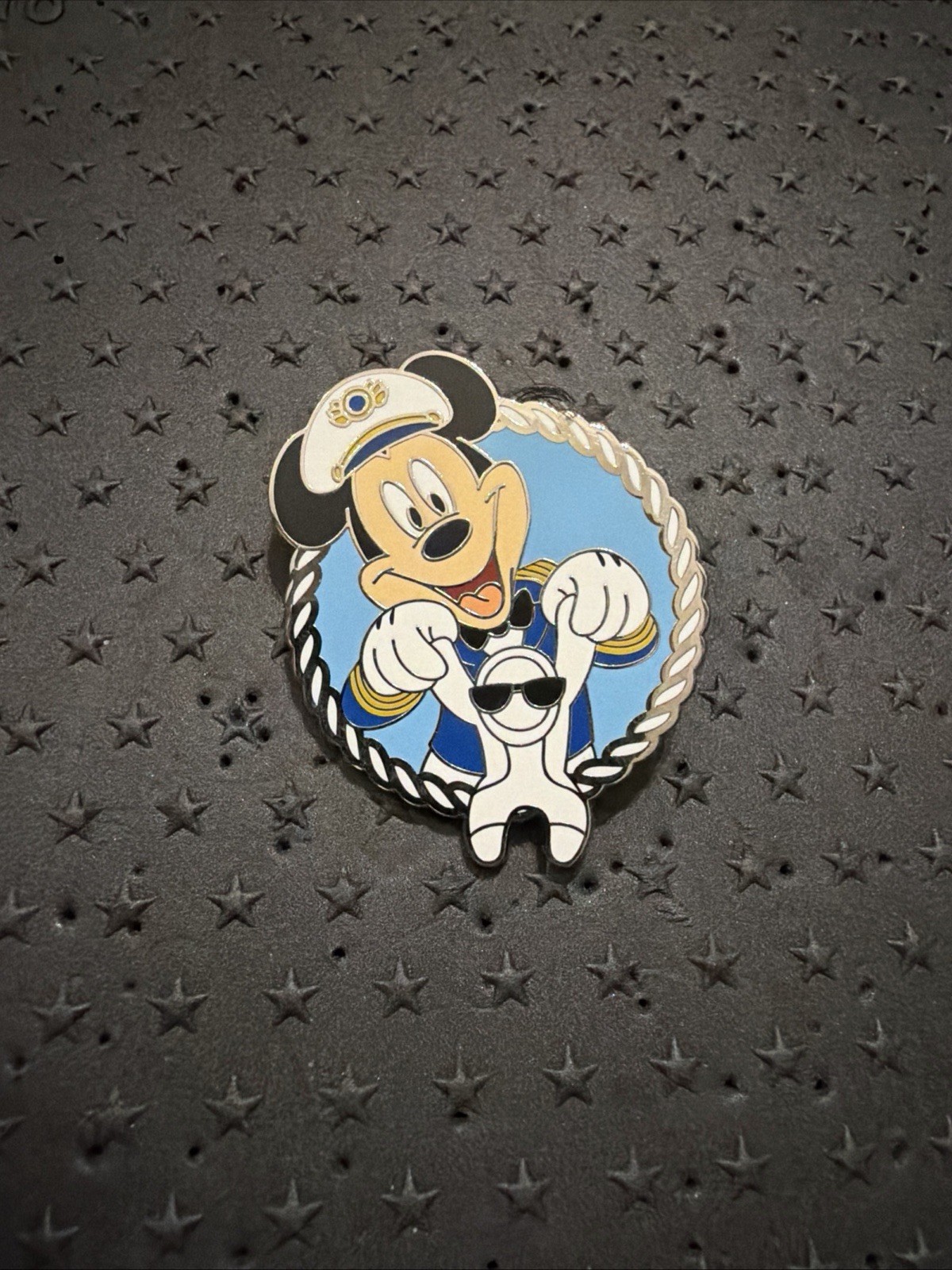 2026 Disney Cruise Line DCL Mickey Mouse Monkey Towel Animal Mystery Pin NEW