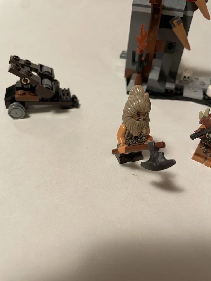 LEGO El Hobbit: Dol Guldur Ambush 79011 - Incluye figuras e inst. - Incompleto Foto 4 de 4