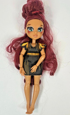 Moose Toys FailFix @Loves.Glam Doll 9'' Maroon Hair Black Gold Dress Articulated