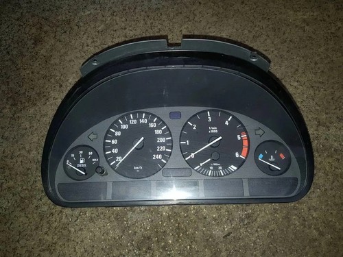 BMW 5 Touring E39 Kombiinstrument 62118375898 3.00 Diesel 142kw 2003 33753294