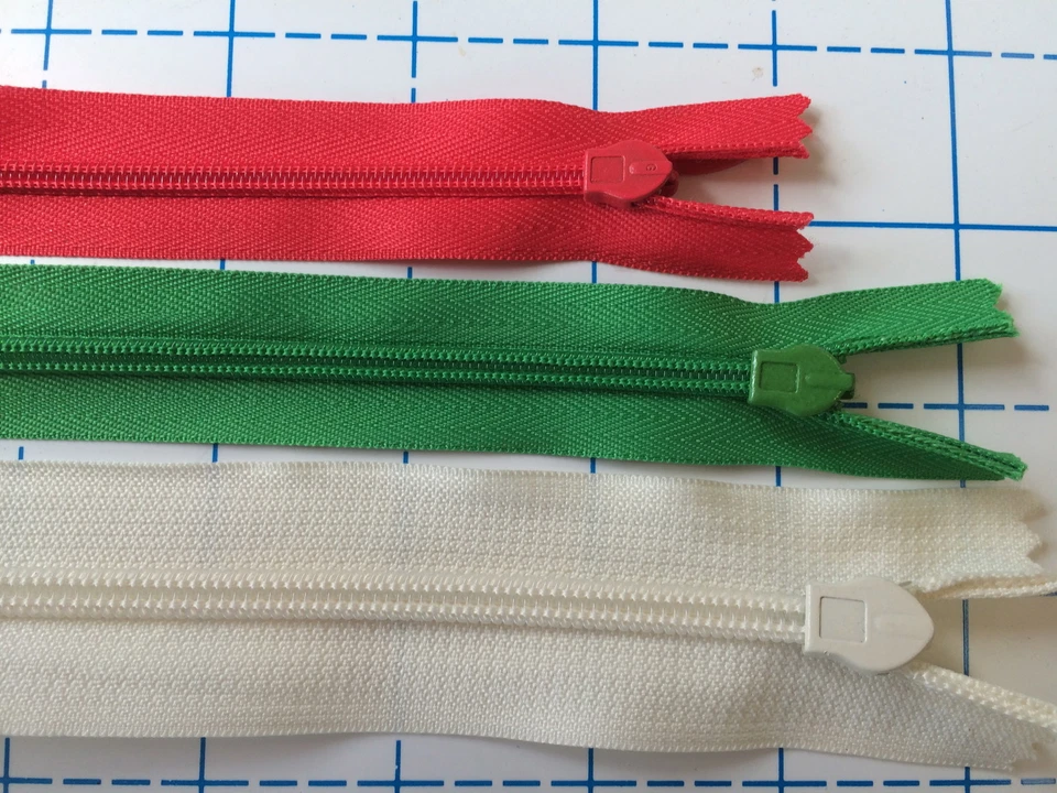 TAN #3 Invisible Zipper Yardage for pillows - 25 yds/35 pulls - Image 2 of 2