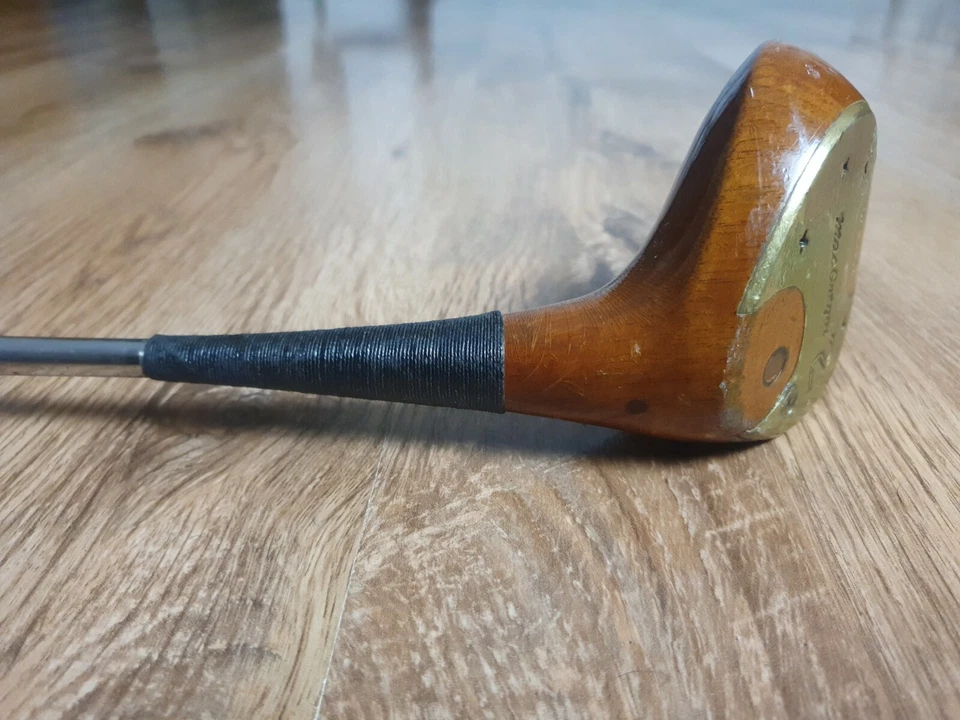 MacGregor Tourney W693 Custom Persimmon 2 Wood - Image 4 of 4