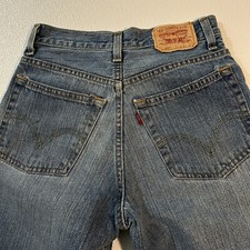 14 Slim  26 x 26.5  Tag: 25 x 27  Vintage Levi  s 569 Youth/ Boy  s Jeans