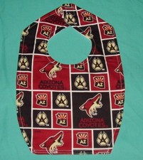 .NEW Handmade BABY CHILD BIB ARIZONA COYOTES HOCKEY TEAM SHIPPING DISCOUNTS