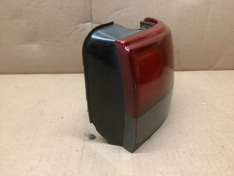 1993 1994 1995 93 94 95 Hyundai Scoupe pasajero luz trasera derecha fabricante de equipos originales Foto 2 de 3