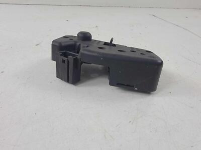  E46 M3 OEM リア左右電球ホルダー388569L 388570R 01-06 BMW E46 M3 OEM REAR LEFT BULB HOLDER 388569L LH | eBay