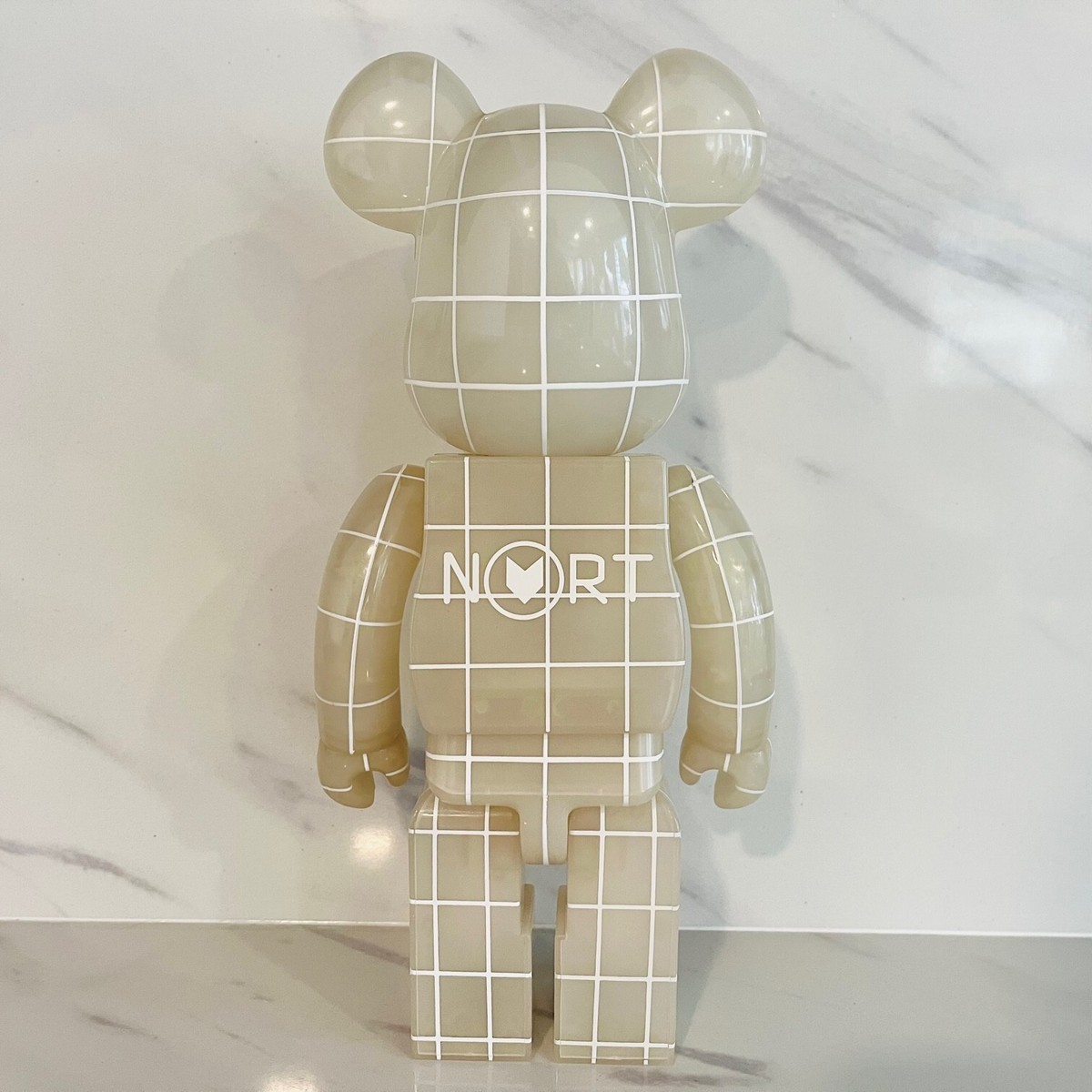 BEARBRICK 400% New in Box NORT STASH Rare Blue GID Glow in BEARBRICK 400% New in Box NORT STASH Rare Blue GID Glow in