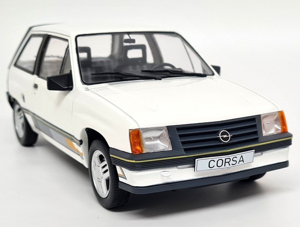 Mcg 1/18 Opel Corsa A Sprint White 1983 Diecast Scale Model Car-image