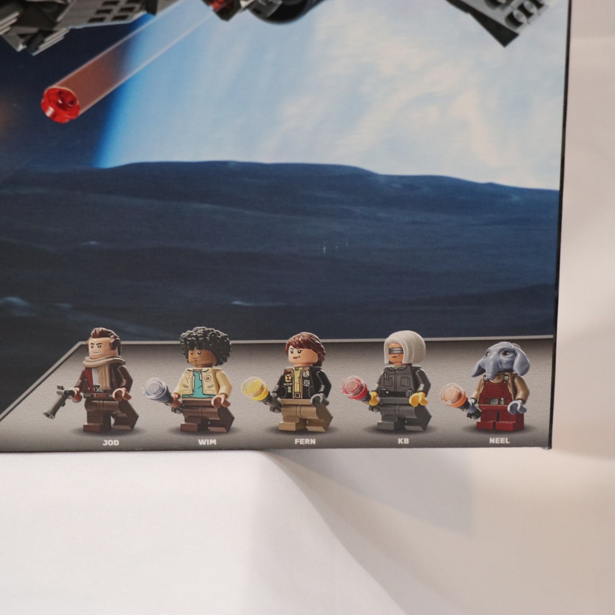 LEGO 75374 Star Wars Skeleton Crew Onyx Cinder Spaceship Retired